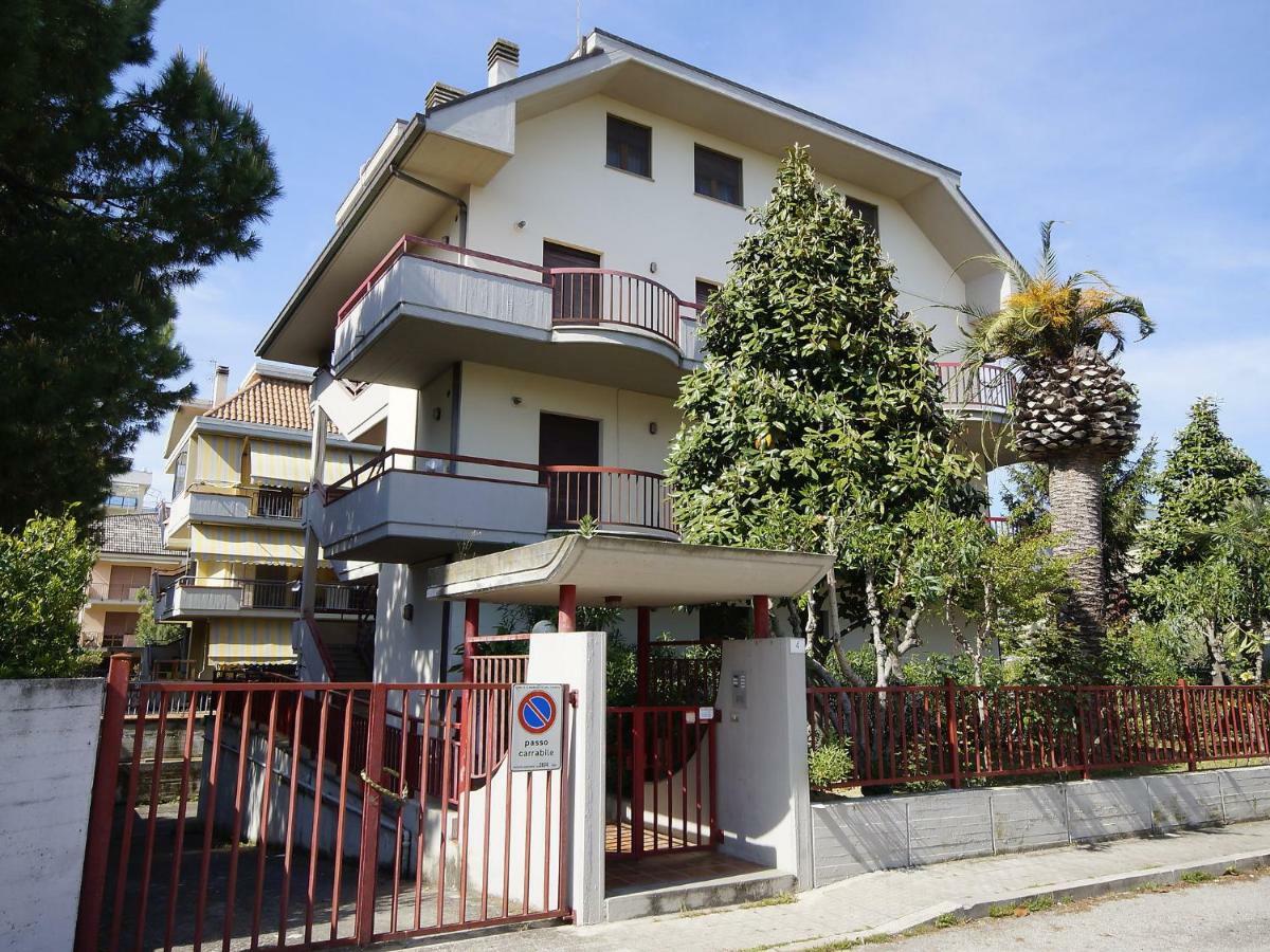 Apartment Magnolia By Interhome Porto d'Ascoli Εξωτερικό φωτογραφία